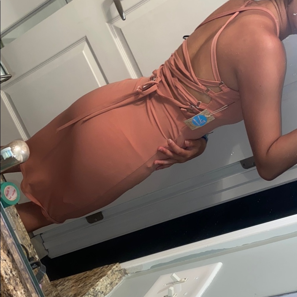 NWT DRESS - Picture 3 of 6